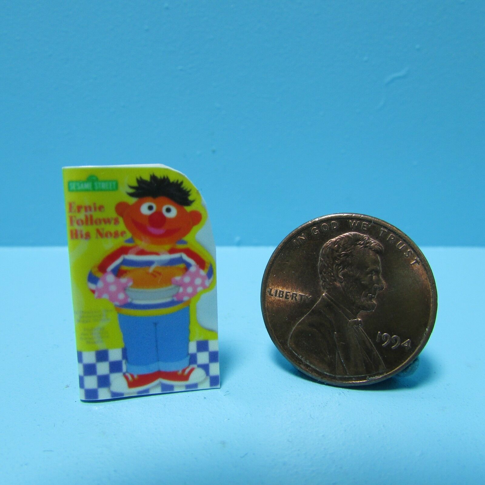 Dollhouse Miniature Replica Of Book Sesame Street Ernie Follows His Nose ~ B070
